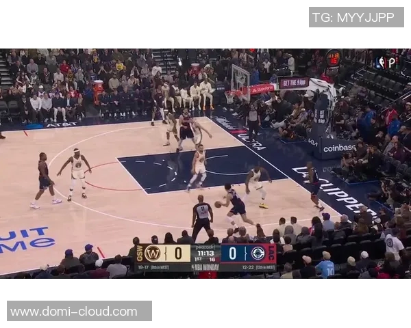 勇士与快船激战精彩瞬间回顾NBA直播集锦全景展现