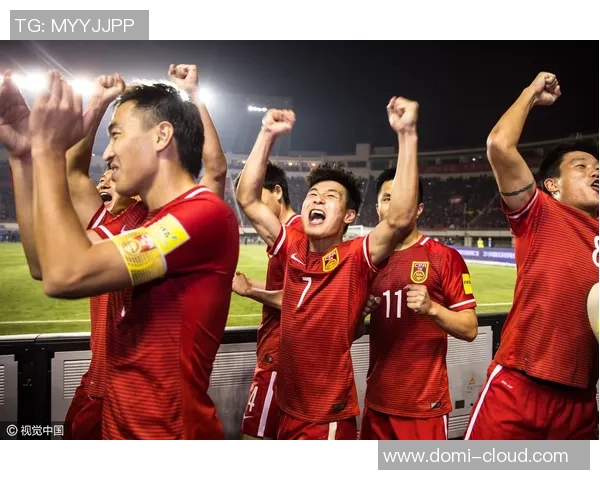 楚阿梅尼的传奇旅程与未来发展展望：从新星到足球巨星的蜕变之路
